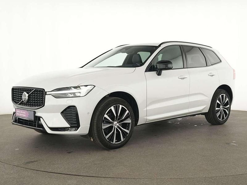 Gebraucht Volvo XC60 Plus 250 PS (183 kW) 2023 Weiß SUV