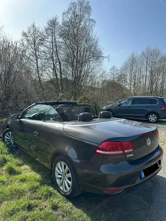 Używany VW Eos 122 KM (89 kW) 2012 Brązowy Kabriolet