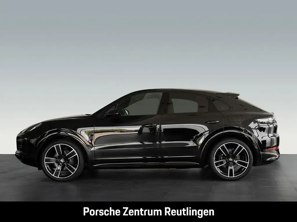 Gebraucht Porsche Cayenne E-Hybrid Coupe Platinum Edition 462 PS (339 kW) 2023 Chromitschwarzmetallic SUV