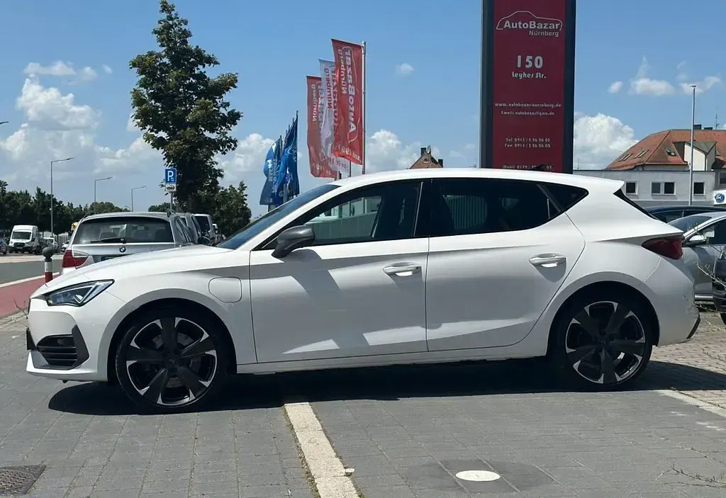 Occasion Cupra Leon 245 ch (180 kW) 2021 Blanc Berline
