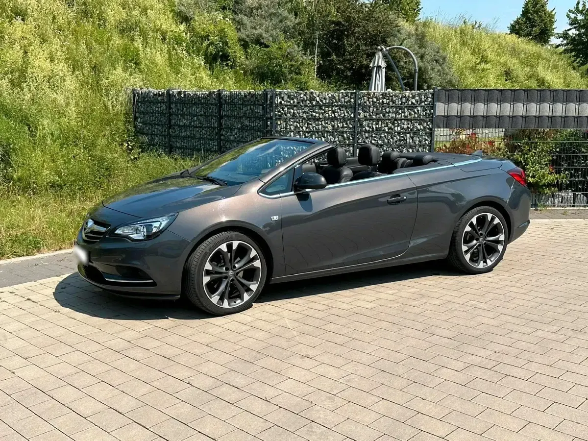 Gebraucht Opel Cascada Innovation 200 PS (147 kW) 2016 Grau Cabrio