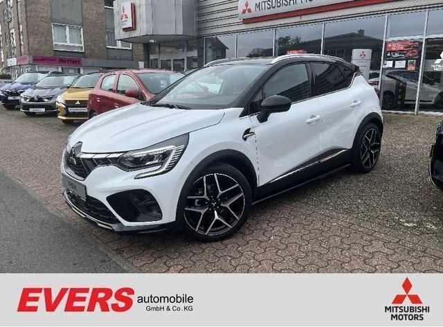 Himalayaweiß / onyxschwarz Gebraucht 2024 Mitsubishi ASX Select SUV | 31.950 € - Bild 1/4