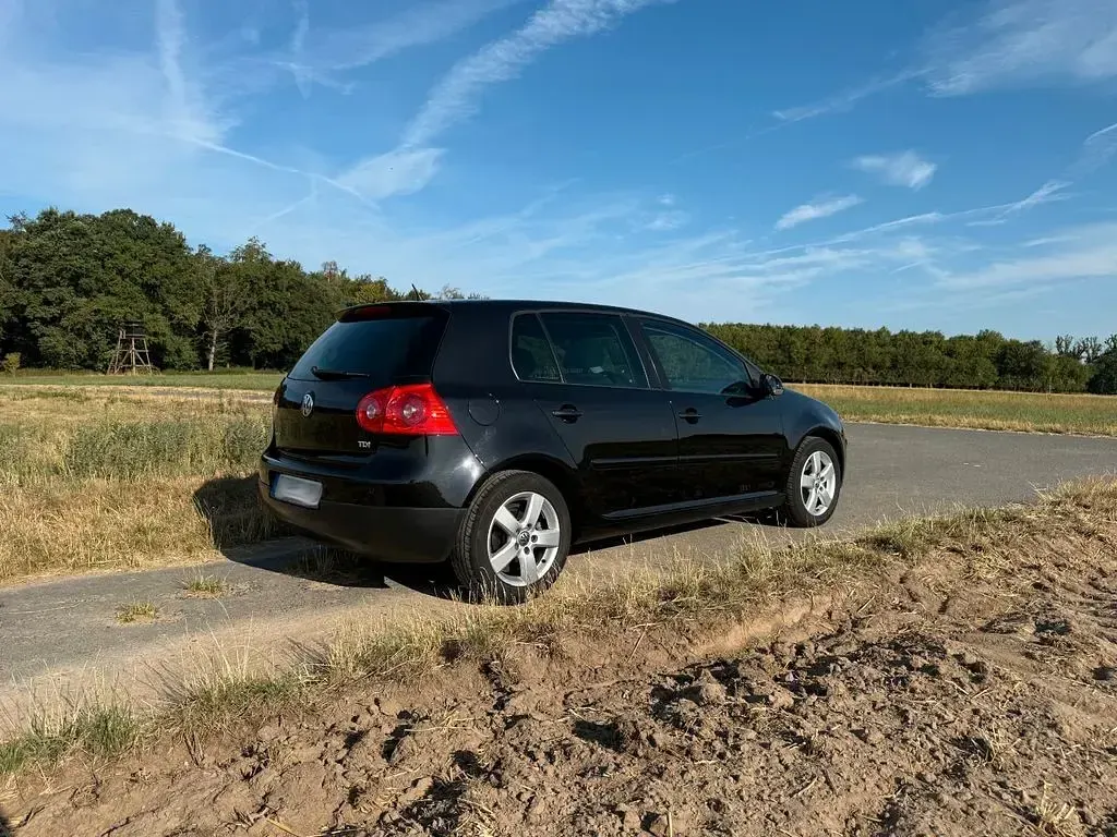 Gebraucht VW Golf VI United 105 PS (77 kW) 2008 Schwarz Kleinwagen