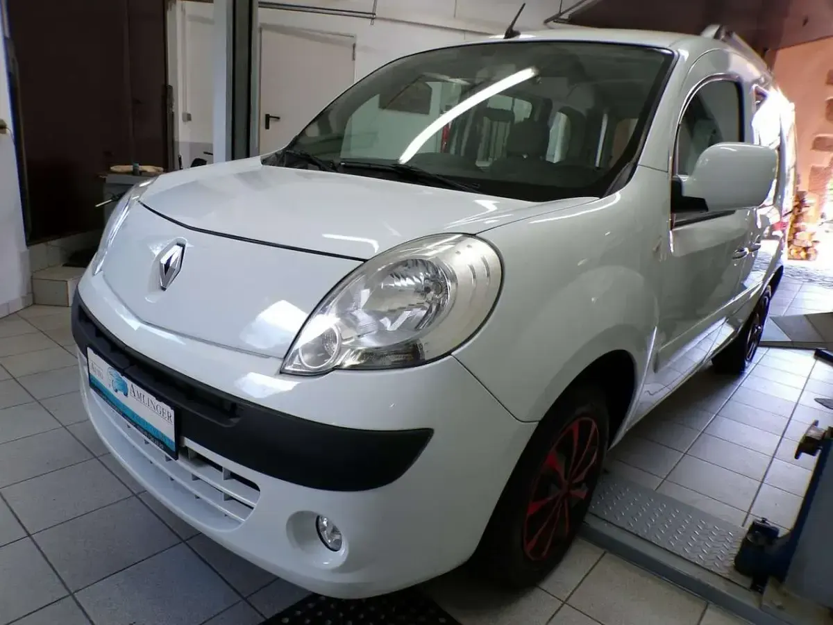 Occasion Renault Kangoo 106 ch (77 kW) 2012 Blanc Monospace