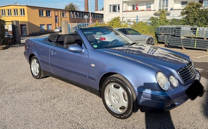 Blau Gebraucht 2000 Mercedes 230 Cabrio | 9.999 € - Bild 1/4