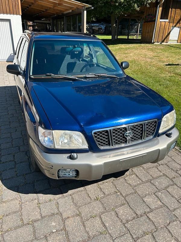 Blau Gebraucht 2000 Subaru Forester SUV | 1.200 € (Superpreis) - Bild 1/4