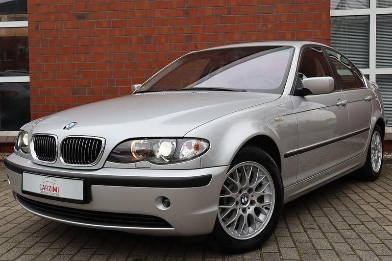 Silber Gebraucht 2001 BMW 325 Sport Line Limousine | 9.990 € (Teuer) - Bild 1/4