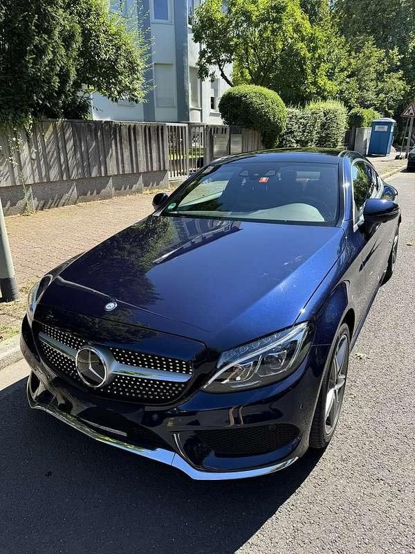 Gebraucht Mercedes C250 211 PS (155 kW) 2017 Blau Coupé