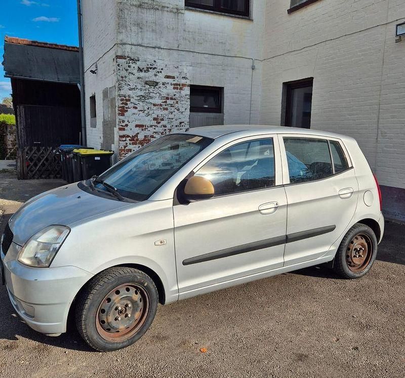 Gebraucht Kia Picanto 48 PS (35 kW) 2007 Silber Kleinwagen