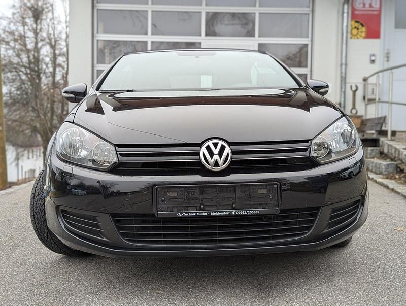 Gebraucht VW Golf Cabriolet 105 PS (77 kW) 2013 Schwarz Cabrio