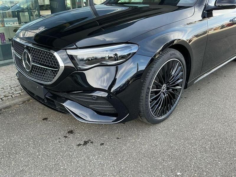 Gebraucht Mercedes E450 AMG 367 PS (269 kW) 2026 Schwarz Limousine