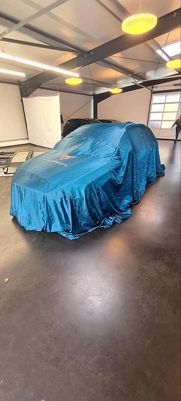 Blau Gebraucht 2022 Cupra Leon Kombi | 28.000 € (Etwas zu teuer) - Bild 1/4