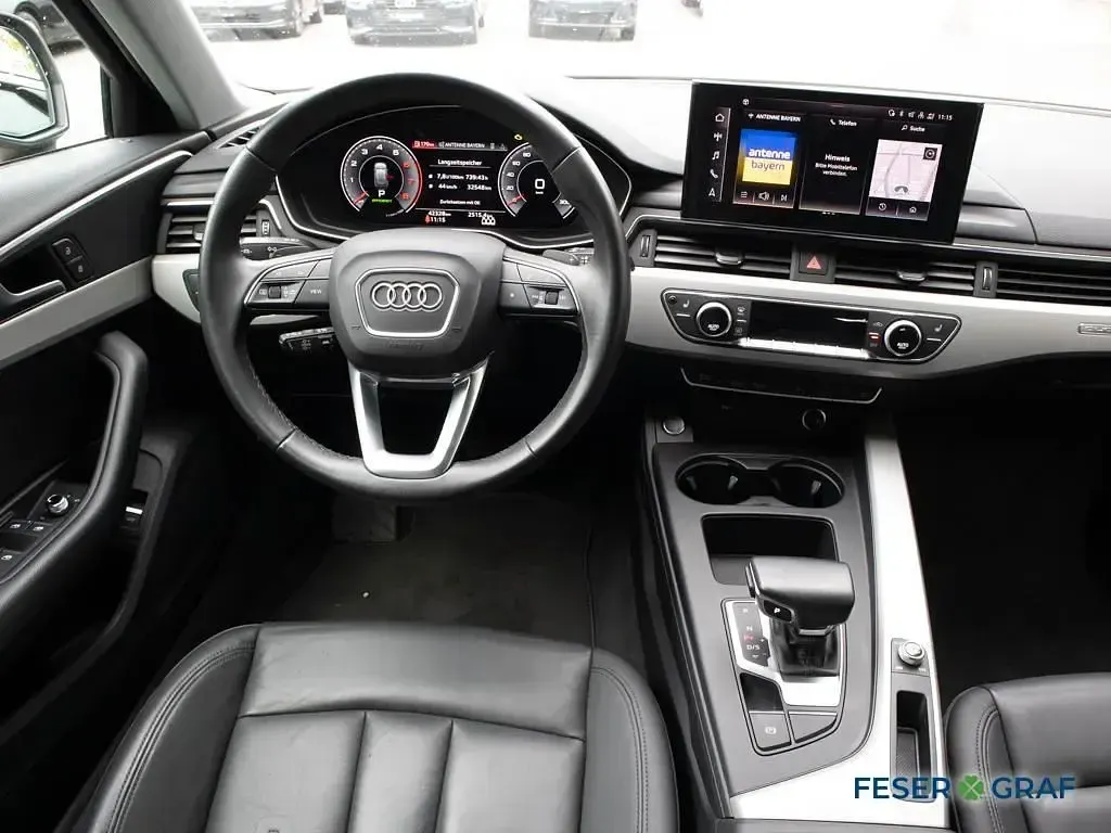 Gebraucht Audi A4 Ambiente 204 PS (150 kW) 2023 Mythosschwarz metallic Kombi