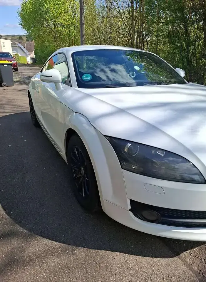 Second-hand Audi TT 160 CP (117 kW) 2009 Alb Coupe
