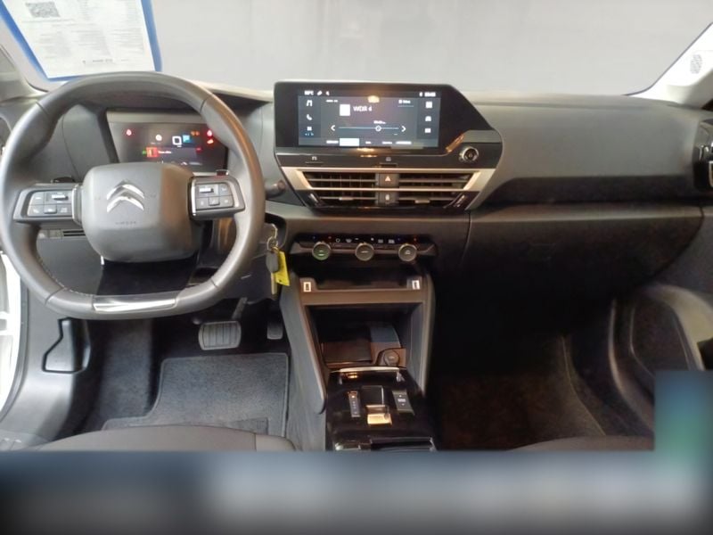 Weiß Gebraucht 2023 Citroën C4 Feel Limousine | 21.680 € (Fairer Preis) - Bild 1/4