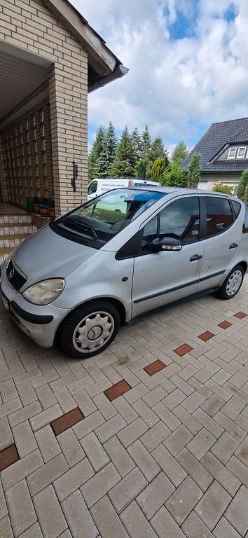 Silber Gebraucht 2003 Mercedes A160 Van / Kleinbus | 600 € (Fairer Preis) - Bild 1/2