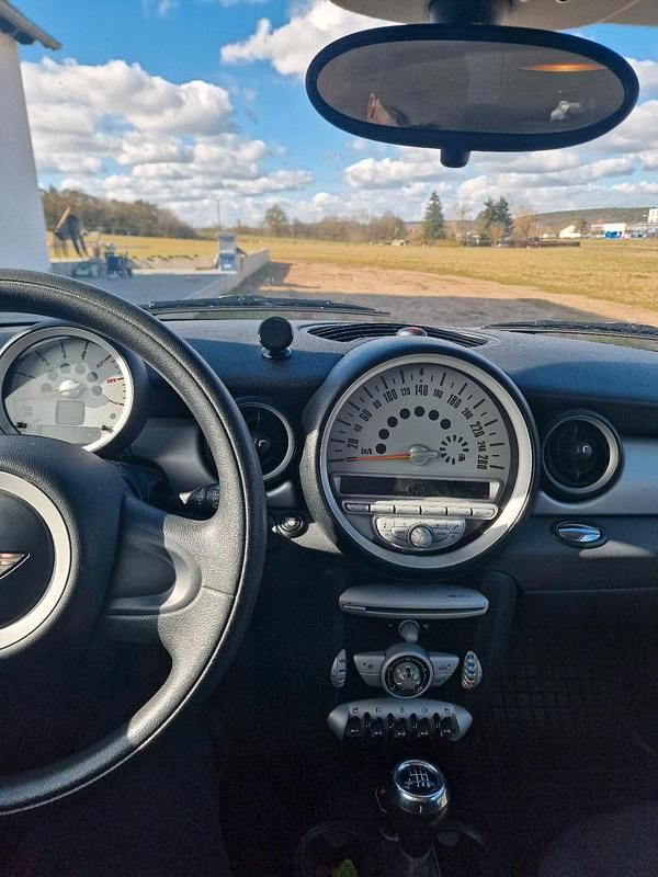 Second-hand Mini Cooper D 90 CP (66 kW) 2010 Hatchback