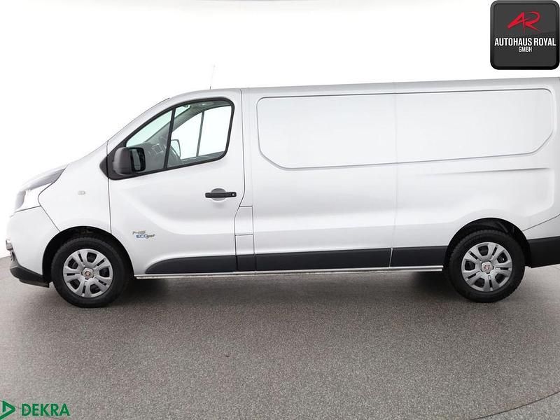 Gebraucht Fiat Talento 145 PS (106 kW) 2021 Silber Van / Kleinbus