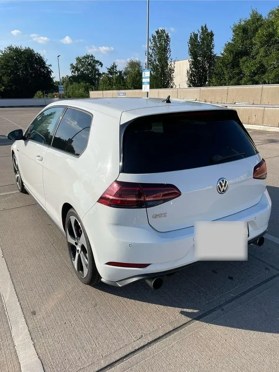 Gebraucht VW Golf VII GTI 230 PS (169 kW) 2017 Weiß Limousine