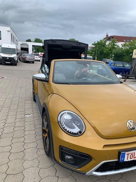Gebraucht VW Beetle Dune 150 PS (110 kW) 2017 Gelb Kleinwagen