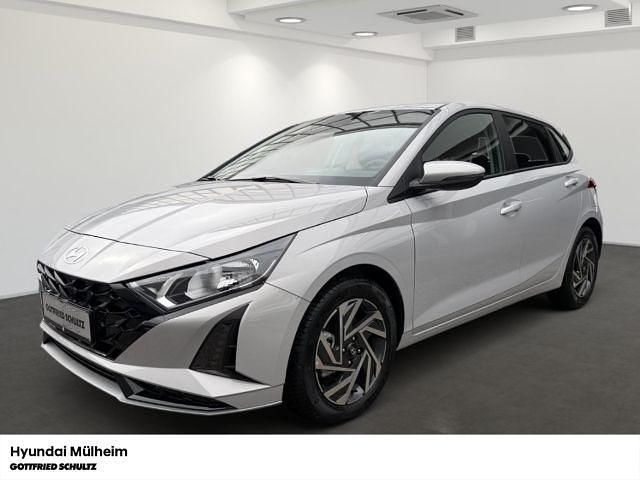 Grau Neu 2025 Hyundai i20 Trend Limousine | 21.480 € (Fairer Preis) - Bild 1/4
