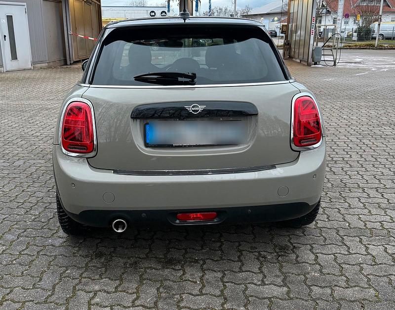 Gebraucht Mini Cooper 136 PS (100 kW) 2019 Beige Kleinwagen
