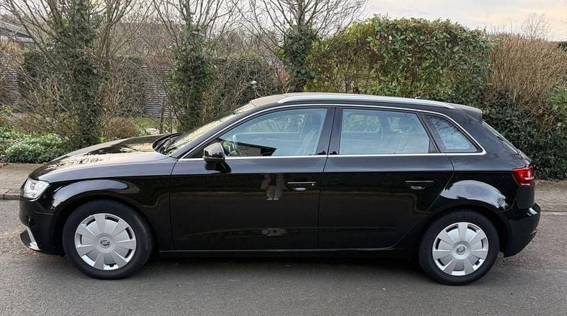 Gebraucht Audi A3 150 PS (110 kW) 2018 Schwarz Limousine