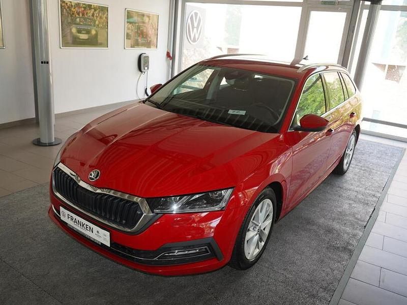 Gebraucht Skoda Octavia Style 116 PS (85 kW) 2022 Velvet rot (metallic) Kombi