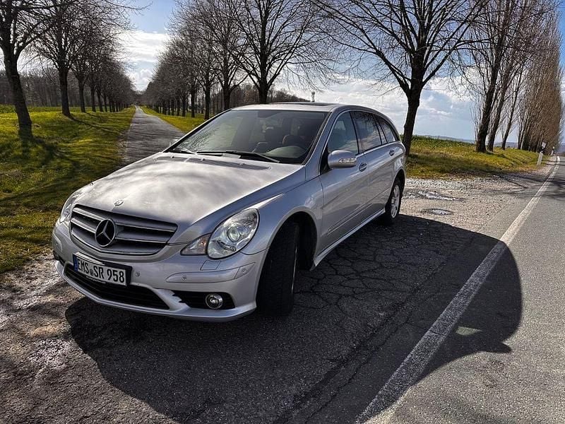 Gebraucht Mercedes R280 231 PS (169 kW) 2007 Silber Van / Kleinbus