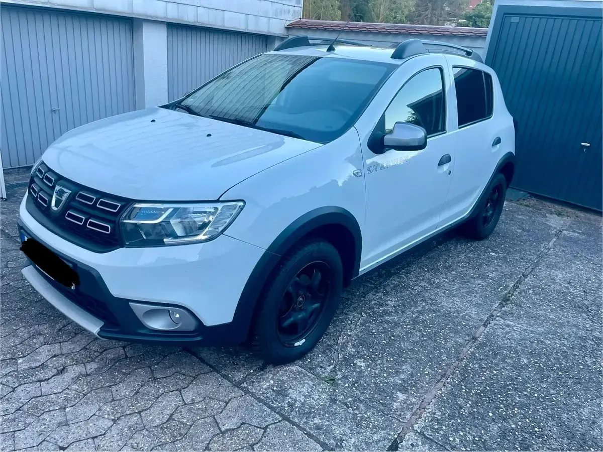 Gebraucht Dacia Sandero Stepway 90 PS (66 kW) 2019 Weiß Limousine