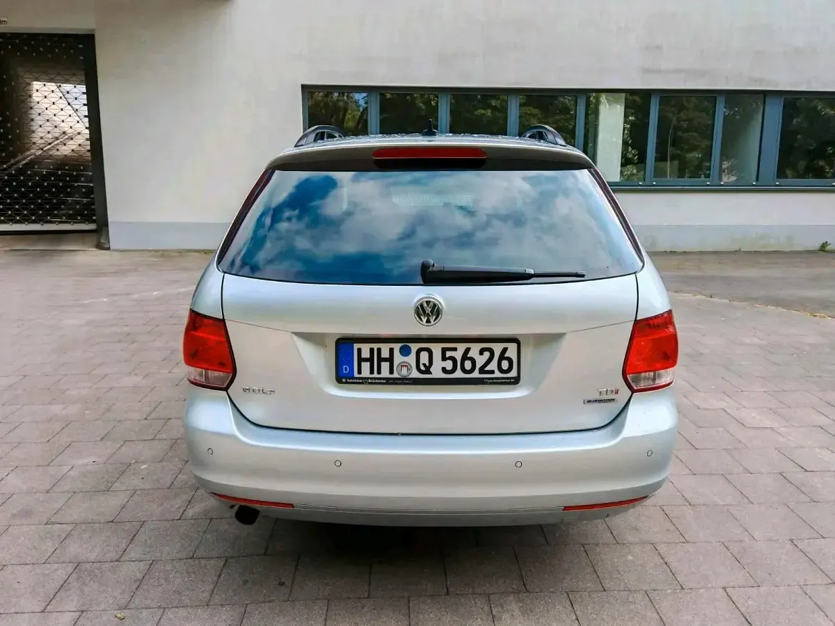 Gebraucht VW Golf VII 105 PS (77 kW) 2013 Silber Kombi