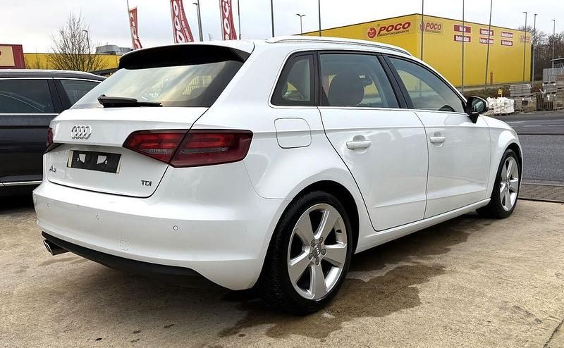 Gebraucht Audi A3 Ambition 150 PS (110 kW) 2013 Weiß Limousine