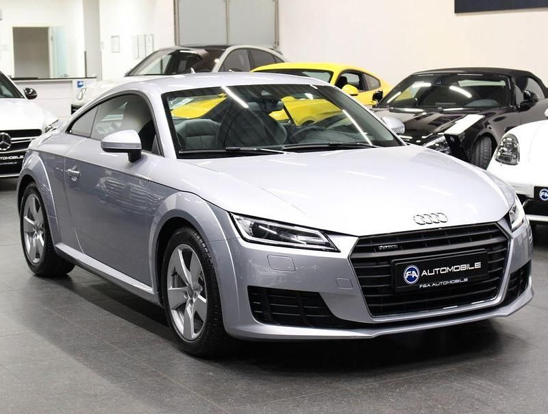 Gebraucht Audi TT Comfort 230 PS (169 kW) 2015 Silber Coupé