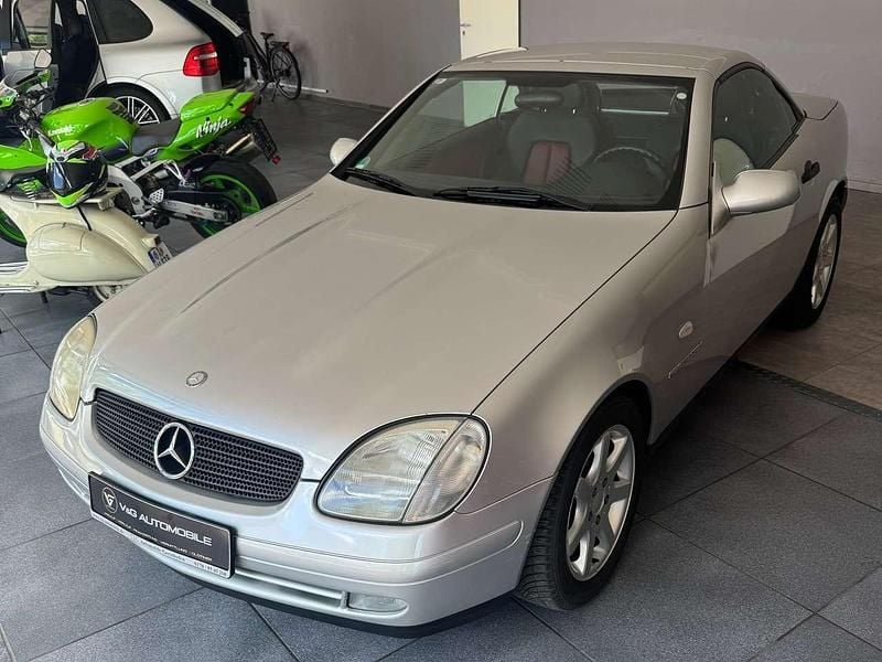 Silber Gebraucht 1999 Mercedes SLK230 Cabrio | 4.900 € (Guter Preis) - Bild 1/4