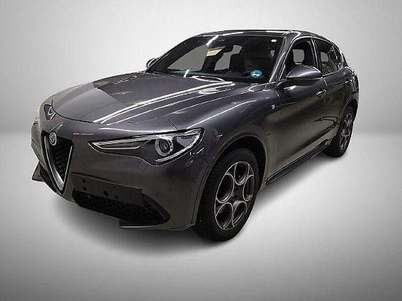 Grau Gebraucht 2022 Alfa Romeo Stelvio Ti SUV | 29.455 € (Superpreis) - Bild 1/3