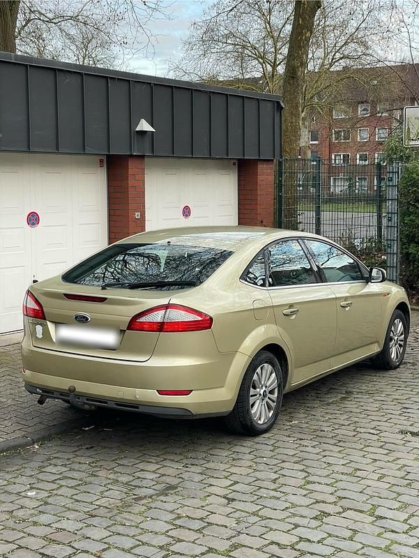 Gebraucht Ford Mondeo 143 PS (105 kW) 2007 Limousine