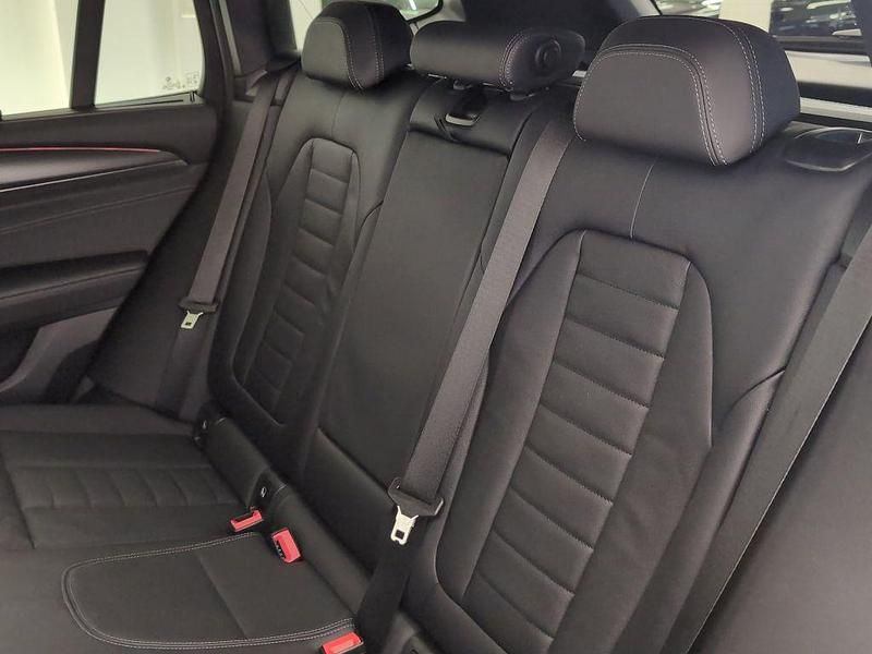 Gebraucht BMW X3 M Sport 245 PS (180 kW) 2024 Schwarz SUV