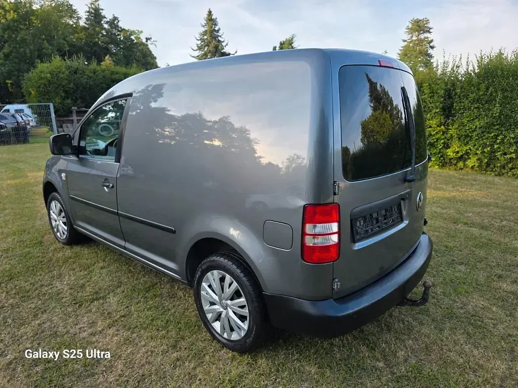 Gebraucht VW Caddy 102 PS (75 kW) 2013 Grau Van / Kleinbus