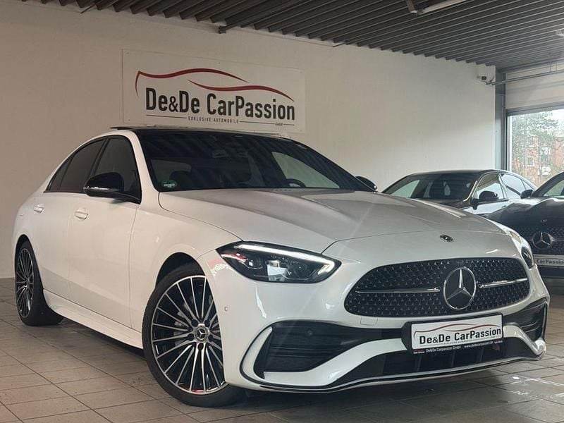 Gebraucht Mercedes C300 AMG line 258 PS (189 kW) 2021 Opalithweiss  met. designo Limousine