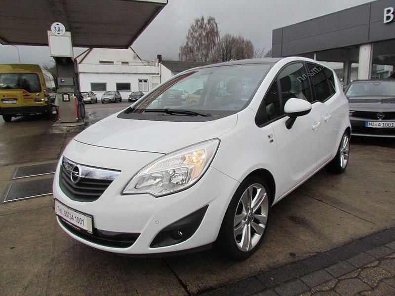 Weiß Gebraucht 2012 Opel Meriva Van / Kleinbus | 6.900 € (Etwas zu teuer) - Bild 1/4