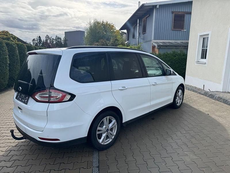 Gebraucht Ford Galaxy Business Edition 165 PS (121 kW) 2019 Weiß Van / Kleinbus