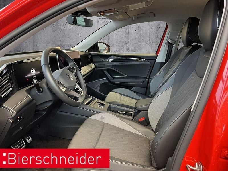 Gebraucht VW Tiguan Pro 150 PS (110 kW) 2024 Rot SUV
