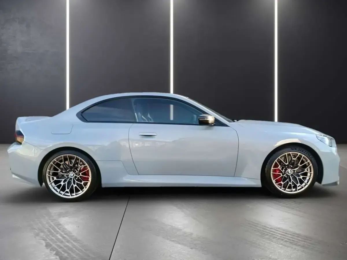 Neu BMW M2 Performance 530 PS (389 kW) 2026 M brooklyn grau Coupé