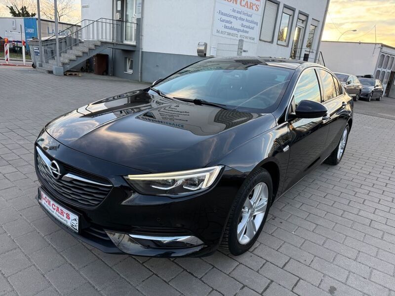 Schwarz Gebraucht 2017 Opel Insignia Dynamic Limousine | 16.990 € (Etwas zu teuer) - Bild 1/4