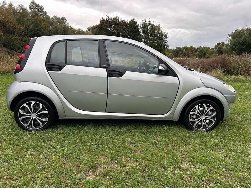 Gebraucht Smart ForFour Basis 109 PS (80 kW) 2004 Tridionsicherheitszelle in Kleinwagen