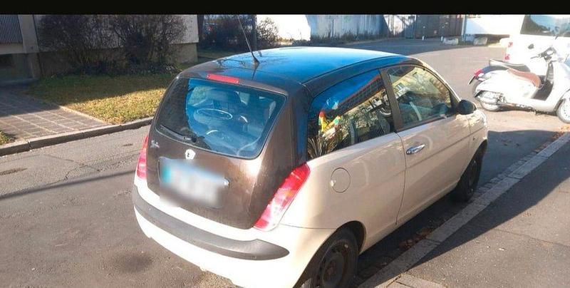 Gebraucht Lancia Ypsilon 60 PS (44 kW) 2004 Beige Kleinwagen