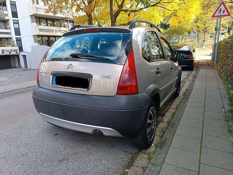 Gebraucht Citroën C3 88 PS (64 kW) 2004 Beige Kleinwagen
