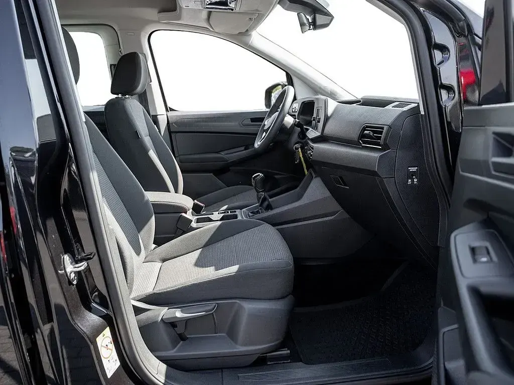 Gebraucht VW Caddy Life 102 PS (75 kW) 2022 Schwarz Van / Kleinbus
