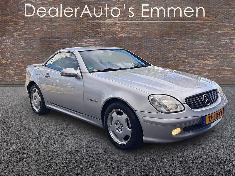 Gebraucht Mercedes SLK200 163 PS (119 kW) 2001 Grau Cabrio