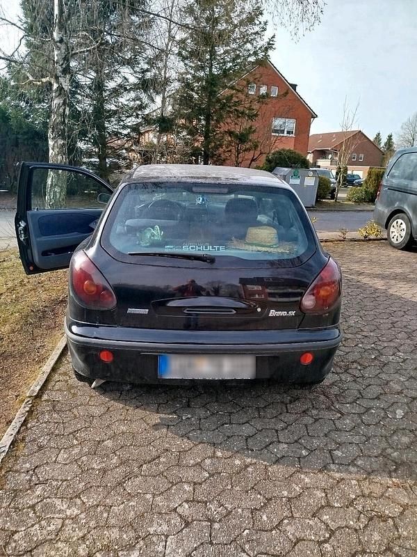 Gebraucht Fiat Bravo 55 PS (40 kW) 1997 Schwarz Kleinwagen